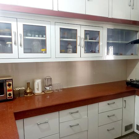Garden View Residency Bed and Breakfast Lucknow Eksteriør billede